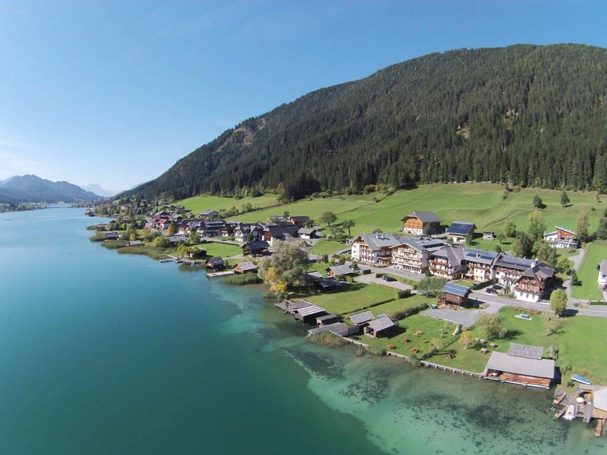 Triple Room with Lake View in Gailtaler Alpen, Weissensee