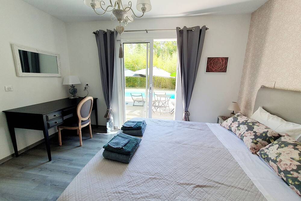 Au bois Joli\nvilla ombragé\npiscine privée, sécurisée\n4 chambres\nprès de Bergerac in Lembras, Périgord Pourpre