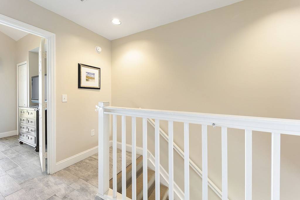 Waterfront Duck Key Villa - Sleeps 6 in Duck Key, Monroe County