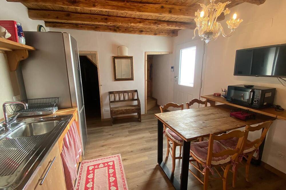 Casa Matilda Accogliente Casa in Sasso Tra Tradizione e Prosecco Zona Unesco in Pieve di Soligo, Provincia di Treviso