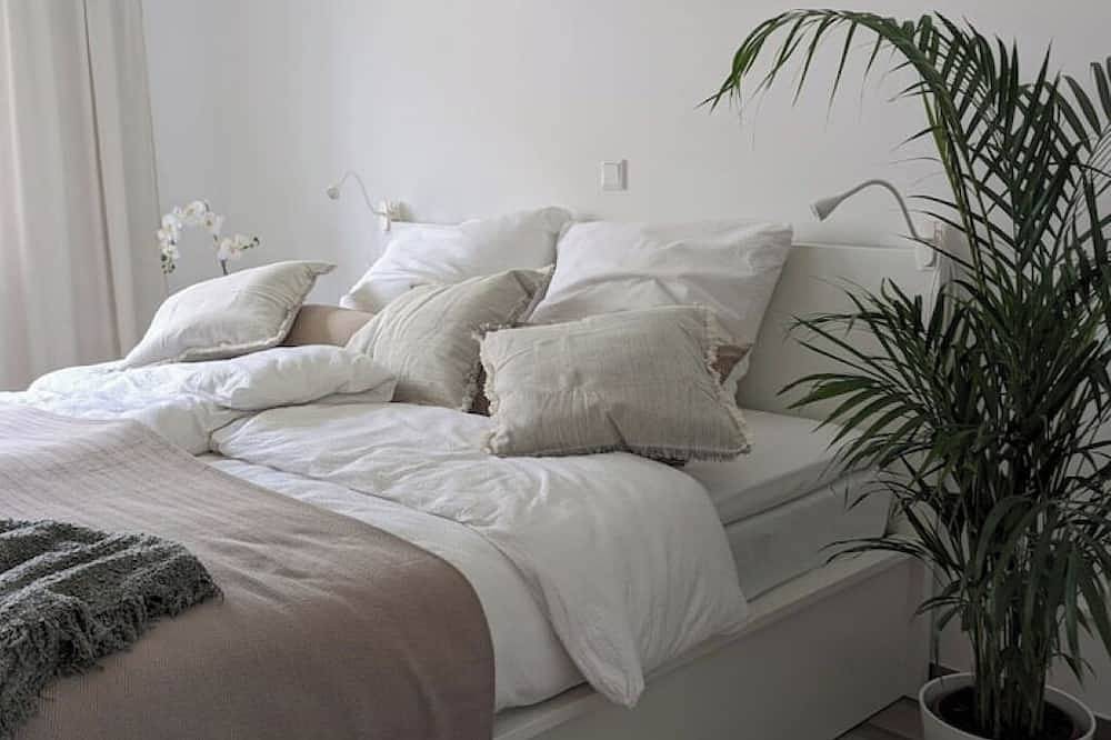 Ganze Wohnung, Bad Bederkesa - Ferienwohnung im Neubau - 73 qm - 2 Schlafzimmer & Balkon in Geestland, Cuxland