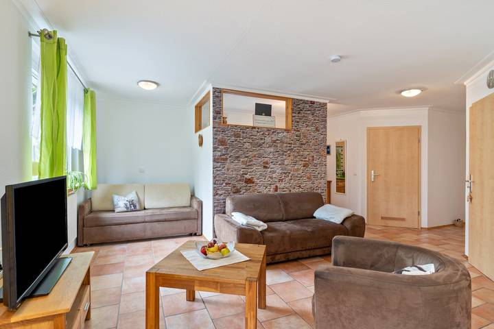 Ganze Wohnung, Ferienwohnung 'Im Oberdorf' mit Terrasse, Gemeinschaftsgarten und Wlan in Fautenbach, Achern