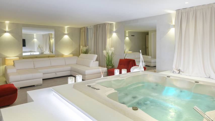 Villa Rossa 12, Emma Villas in Misano Adriatico, Province de Rimini