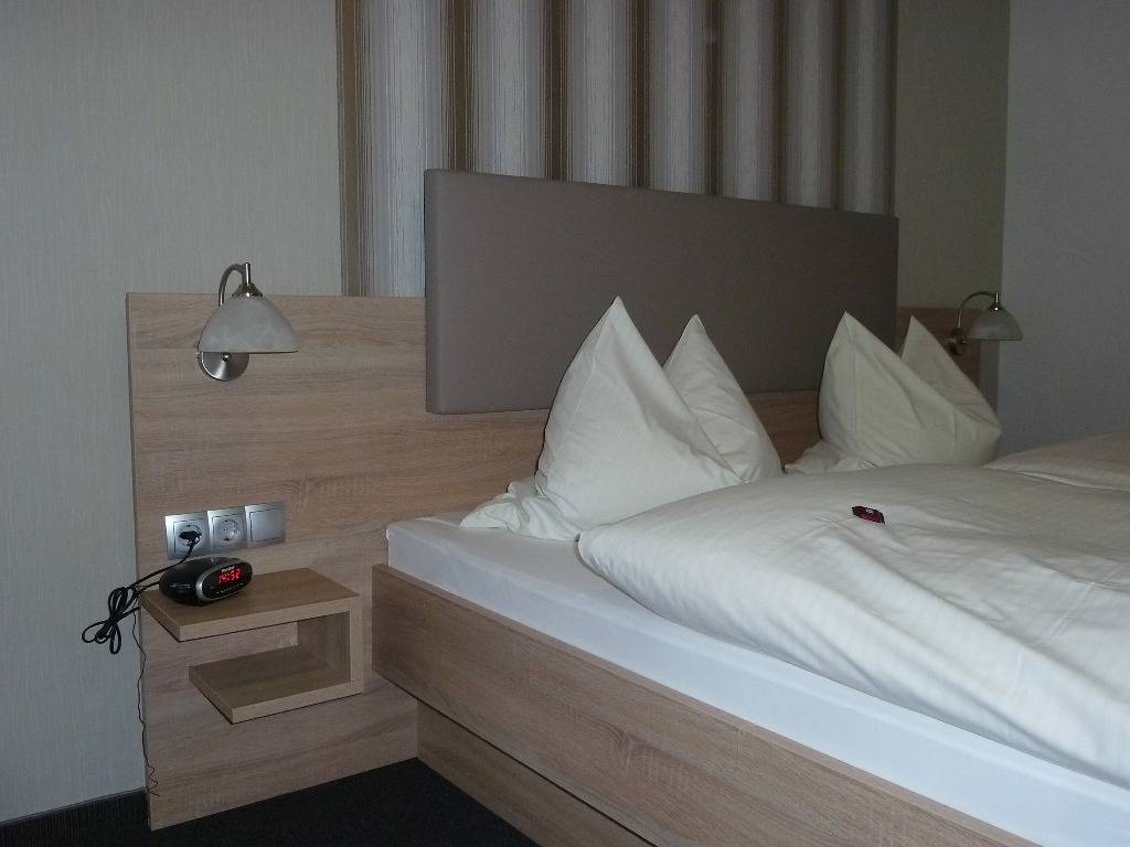 Haus Waldfrieden - Pension Haus Waldfrieden Meinecardplus Doppelzimmer in Willingen, die Mittelgebirge