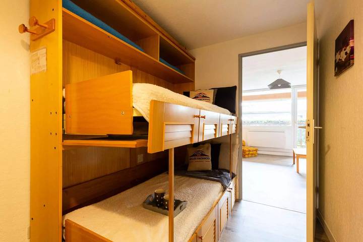 Gîte pour 4 personnes, avec vue et balcon dans Office De Tourisme De Saint Laurent Soulan - 4