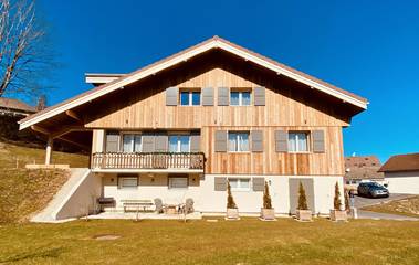 Gîte pour 6 personnes, avec jacuzzi ainsi que terrasse et sauna à Les Hôpitaux-Neufs