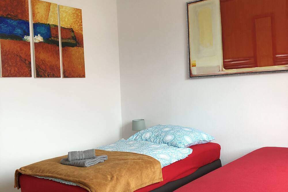 Ganze Wohnung, Ferienwohnung in Nähe des Kiebitzsee in Falkenberg/Elster, Naturpark niederlausitzer heidelandschaft (Brandenburg)