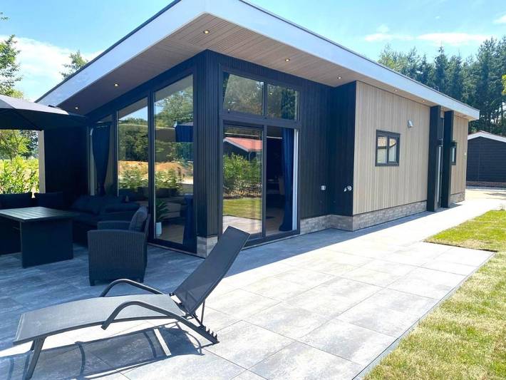 Vakantiepark voor 4 personen, with whirlpool and tuin as well as zwembad and sauna in de Achterhoek