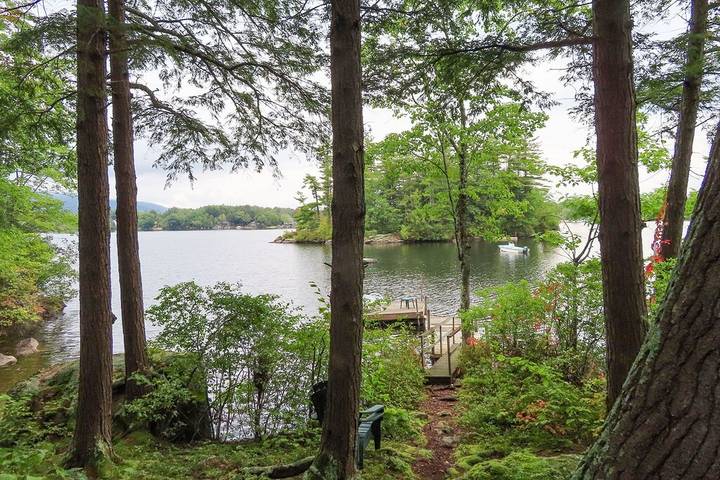 Cabin for 6 people, with pets in Lake Winnipesaukee