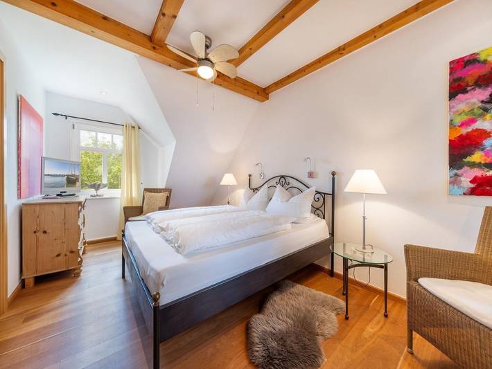 Ferienwohnung für 6 Personen, mit Garten und Balkon in Zudar