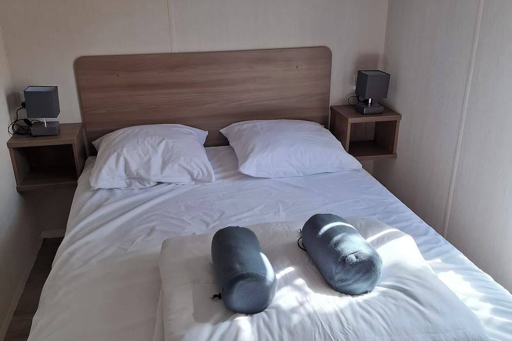 Mobihome Confort 3 Chambres 6 Personnes Dans Le Camping Paradis 4 Etoiles in Clohars-Carnoët, Côte de Cornouaille