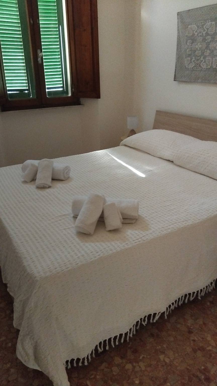 Apartamento entero, Apartamento 'Vittoria' con Balcón, Wi-Fi y Aire Acondicionado in Parco Nazionale dell'Arcipelago di La Maddalena, La Maddalena