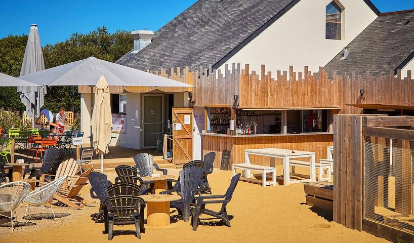 Camping pour 6 personnes, avec terrasse, animaux acceptés dans le Golfe du Morbihan - 4