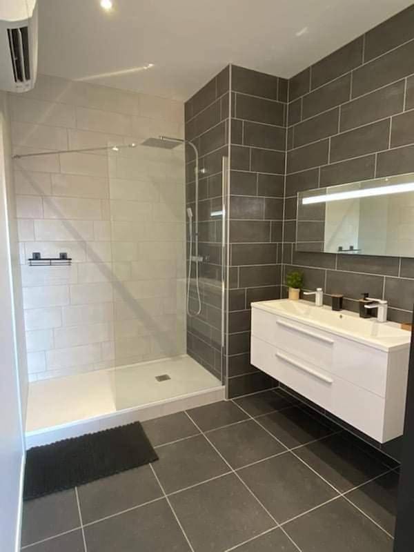 Deluxe Room in Marseillan, Côte méditerranéenne (France)