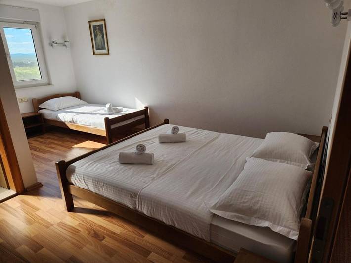 Chambre d’hôte pour 2 personnes, avec balcon dans Međugorje - 3
