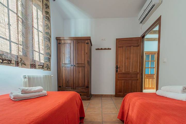 Maison de campagne avec piscine privée, nuits étoilées dans une réserve Starlight in Azuel (Córdoba), Cardeña