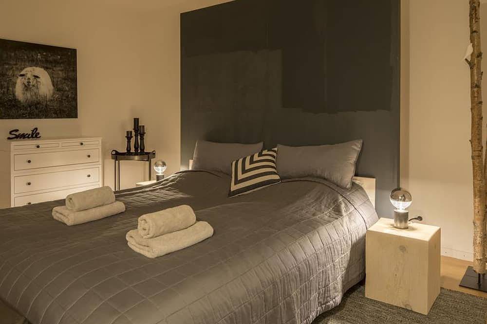 Ganze Wohnung, Ferienwohnung Mittlere Etage, ca. 120qm, 2 Schlafzimmer, max. 6 Personen in Alpirsbach, Kinzigtal