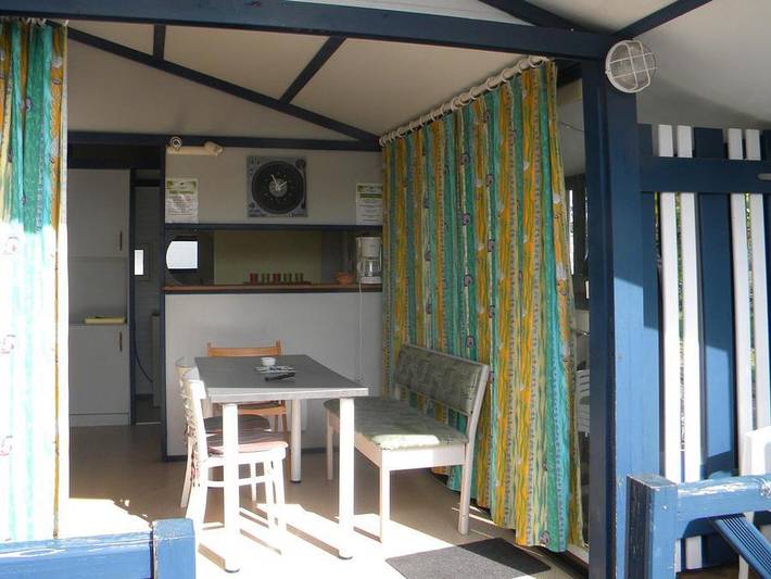 Camping Les Catalpas - Chalet 5 personen - H 33 - 2 ch - Terrasse Am Boden in Fumel, Quercy