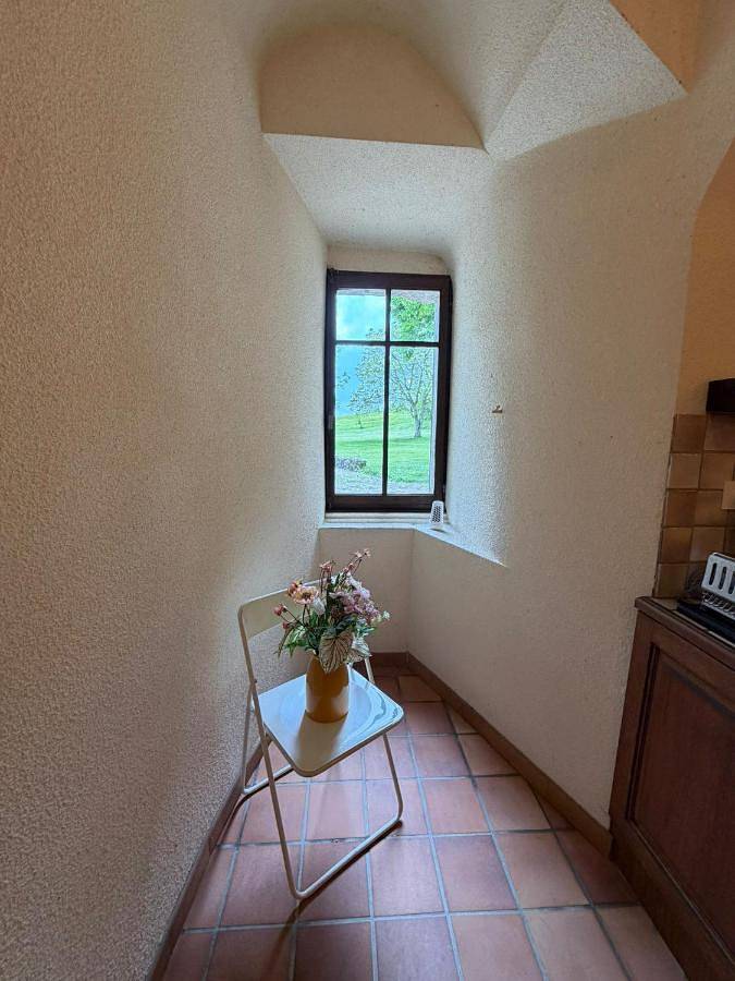 Gîte pour 2 personnes, avec Terrasse ainsi que Jardin et Vue à Savigny - 2