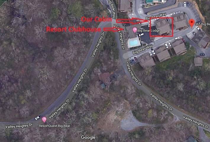 Log cabin for 9 people, with hot tub and pool as well as balcony in Pigeon Forge