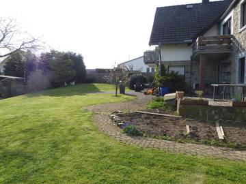 Gîte pour 2 personnes, avec jardin et vue dans Selters
