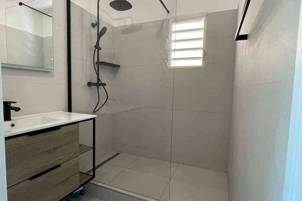 Ganze Wohnung, Apartment T2 seaside Guadeloupe Le Gosier in Le Gosier, Guadeloupe