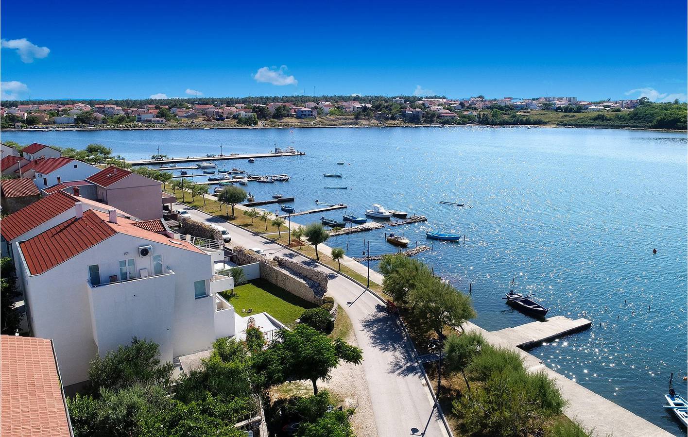 Maison de vacances pour 8 personnes avec terrasse in Nin, Région de Zadar