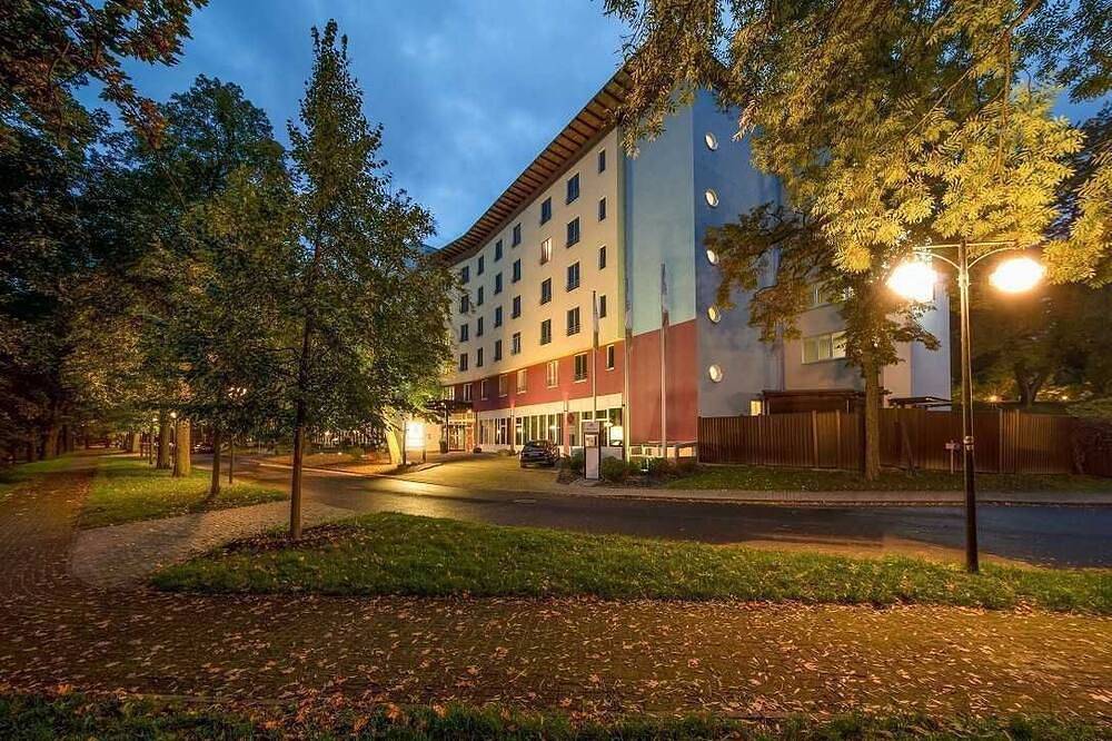 Parkhotel Zweibettzimmer Standard - Parkhotel Görlitz****S in Görlitz, Oberlausitz-Niederschlesien