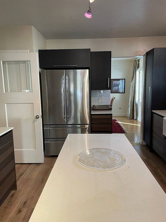 Eagle Hill Home centrally located between Sf and San Jose in Redwood City, Silicon Valley