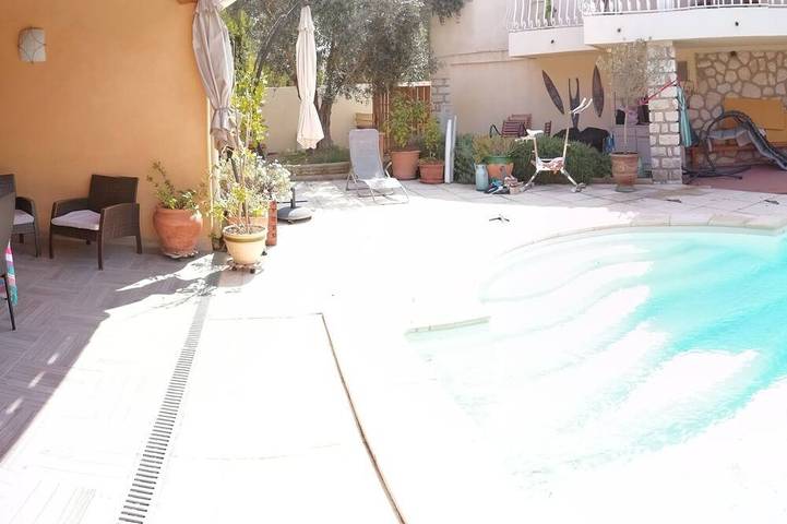 Appartement entier, Studio de charme indépendant centre ville Martigues, piscine,spa in Martigues, Côte méditerranéenne (France)