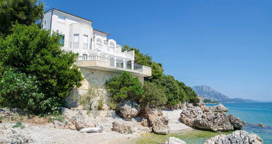 Ferienhaus für 7 Personen, mit Balkon in Podaca
