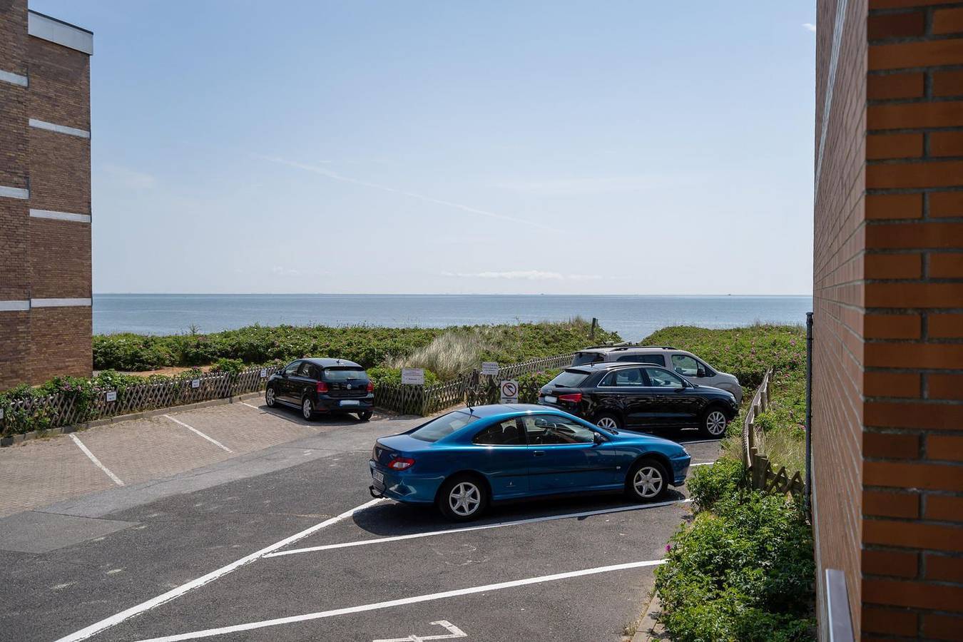 Ganze Wohnung, Modernes App. mit Balkon, Meerblick, Pkw-Stellplatz, Wlan. Haustiere erlaubt. in List (Sylt), Sylt