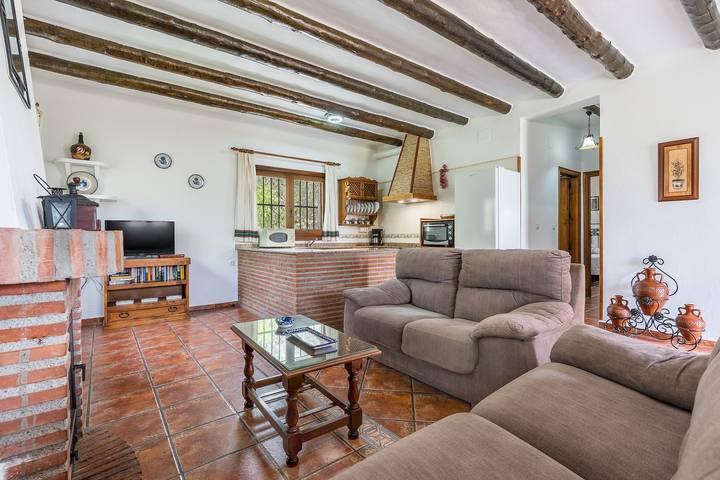 Holiday Home 'Las Gallinas Cottage' with Mountain View, Wi-Fi and Air Conditioning in Órgiva, Cordillera Penibética