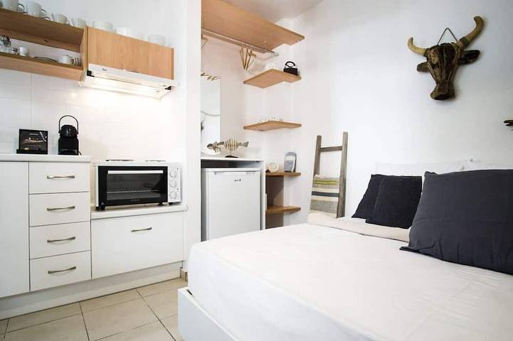 Geheel appartement, Studio 5 min. Afstand van het strand '' Ub1Y " in Rethymno (City), Rethymno en omgeving