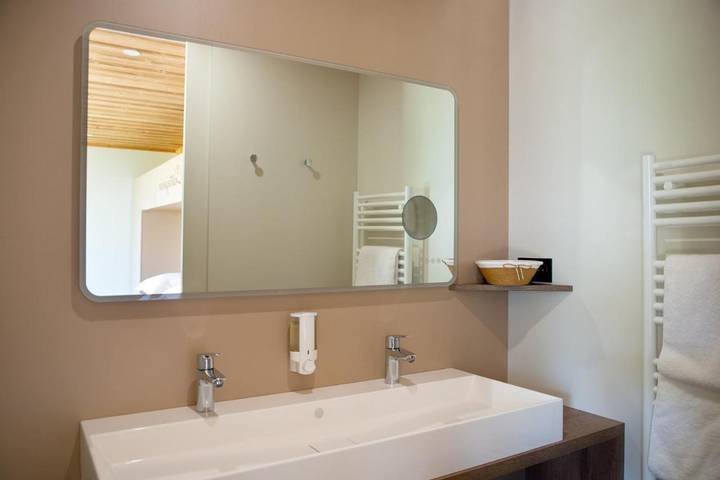 Hôtel pour 2 personnes, avec jacuzzi et sauna ainsi que jardin et piscine à Châteauneuf-du-Rhône - 2