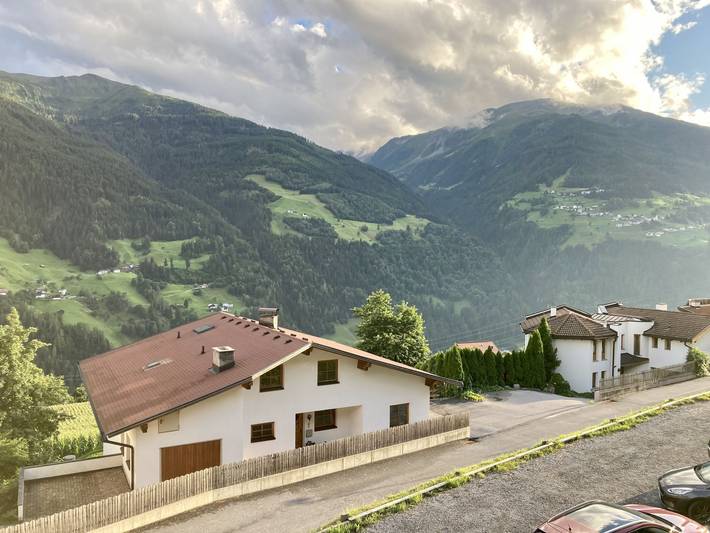 Ferienwohnung für 4 Personen, mit Balkon und Terrasse sowie Garten