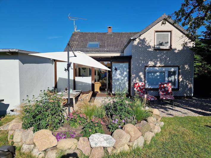 Ferienhaus für 6 Personen, mit Terrasse und Garten sowie Pool in Geltinger Bucht
