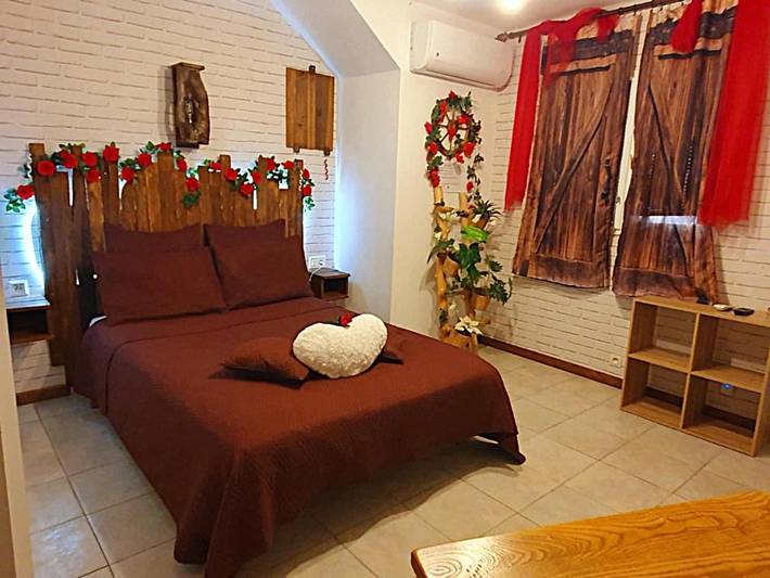 Appartement de vacances pour 2 personnes, avec jacuzzi ainsi que jardin et sauna à Draguignan