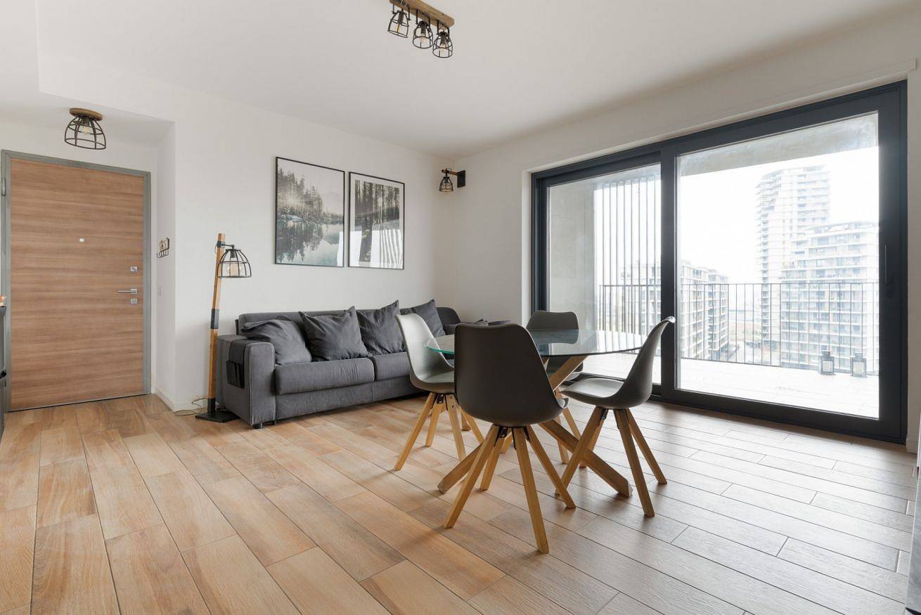 Guesthost - Cascina Merlata Flat with Terrace, foto 7