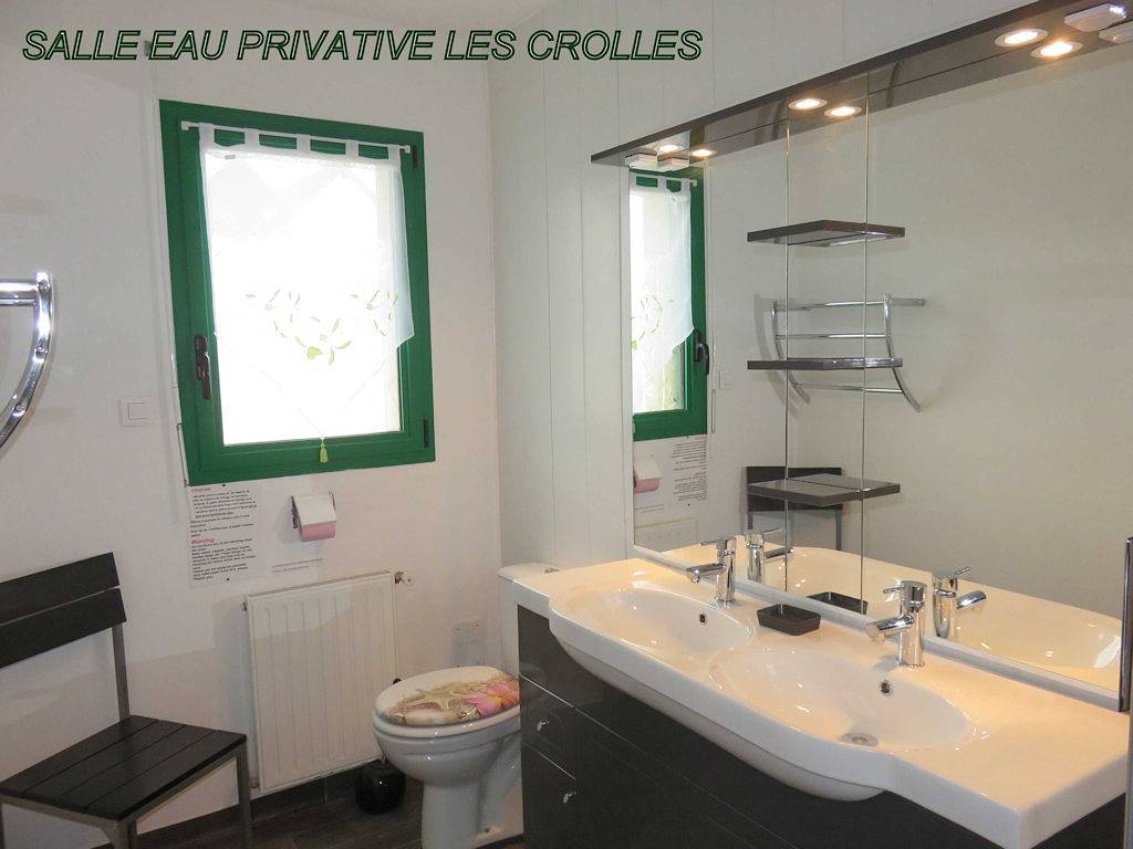 Chambres d'hôtes Mongarny Cancale parking privé - Chambre Les Crolles in Cancale, Baie du Mont-Saint-Michel