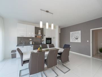 Holiday Rental for 12 People in Galovac, Zadar, Photo 2