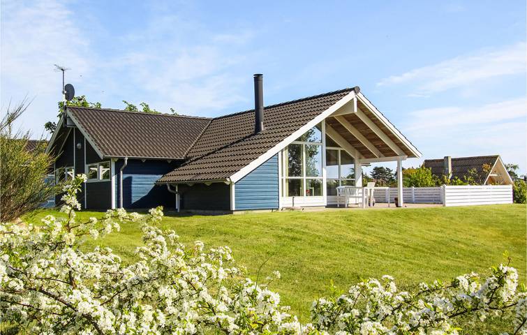 Ferienhaus für 6 Personen, mit Garten und Sauna