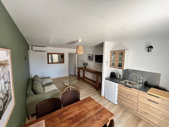 Location de vacances pour 2 personnes, avec jardin ainsi que terrasse et vue à Caderousse - 4