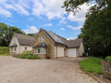 Log Cabin for 6 People in Forest of Bowland, Photo 1
