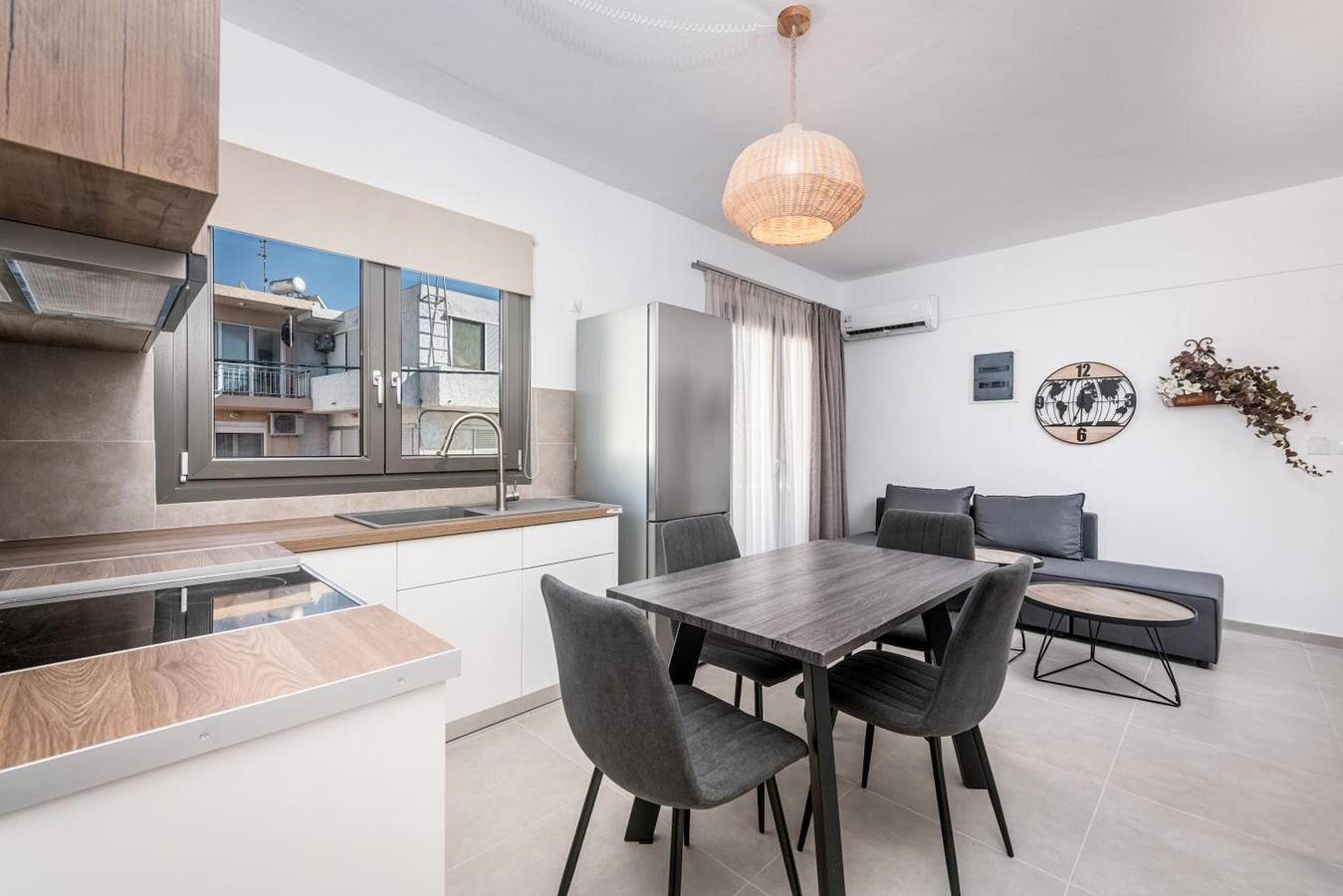 Nefeli's Apartment met zeezicht en privébalkon, foto 8
