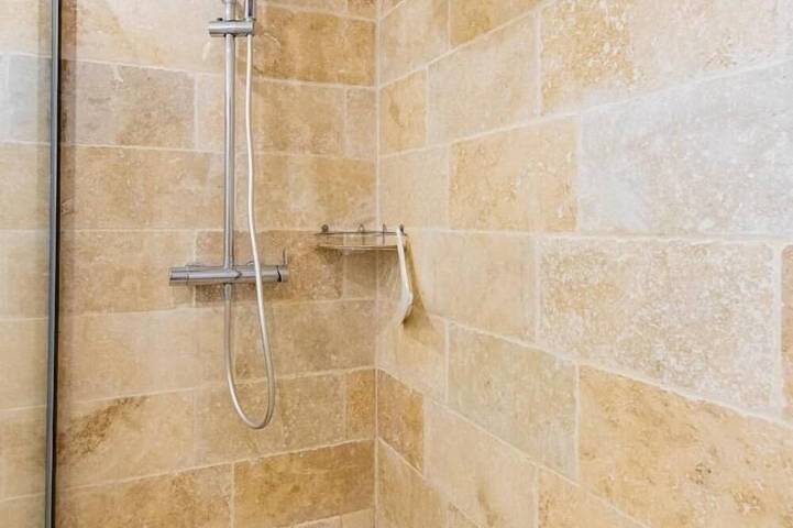 Location de vacances pour 4 personnes, avec jardin dans Semur-en-Brionnais - 4