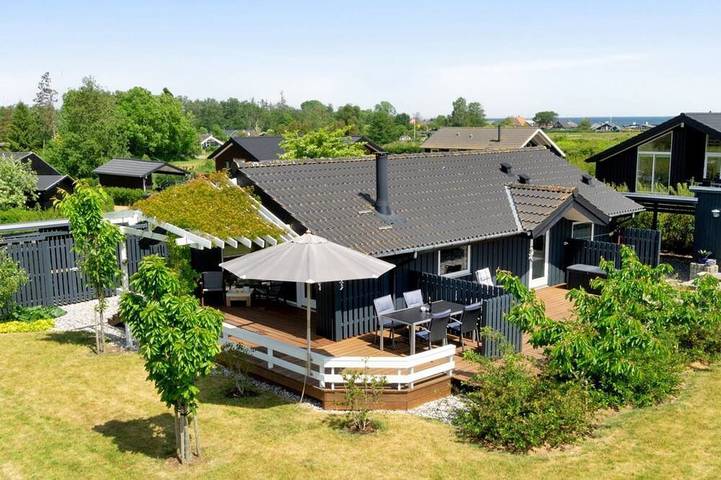 Ferienhaus für 4 Personen, mit Garten in Tårup