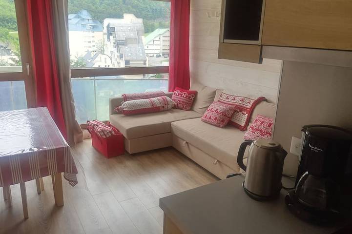 Holiday apartment for 6 people, with balcony - 1