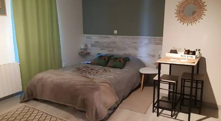 Chambre d’hôte pour 2 personnes, avec jardin dans Parc naturel régional des Grands Causses