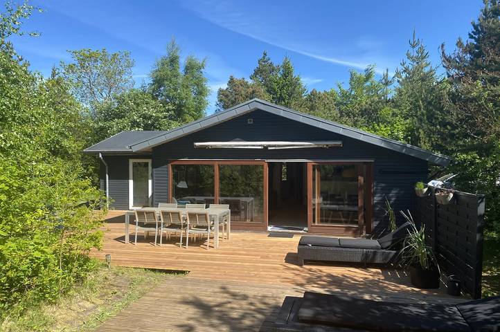 Ferienhaus für 7 Personen, mit Terrasse und Whirlpool sowie Sauna